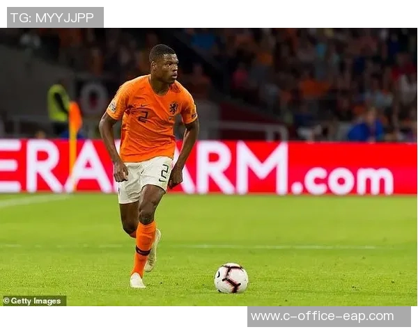 热刺与阿积士激战正酣谁能在欧战中书写新的传奇篇章