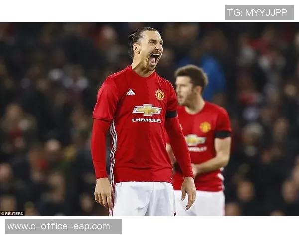 曼联迎战赫尔城联赛杯激战在即球迷期待精彩对决